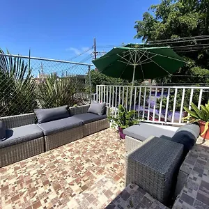 Centric 3b/1bath Near Trendy Loiza Street Apartment
